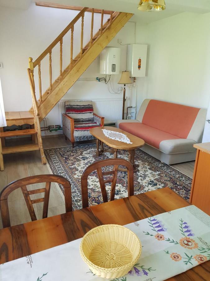 La Bunicu Villa Polovragi Ngoại thất bức ảnh