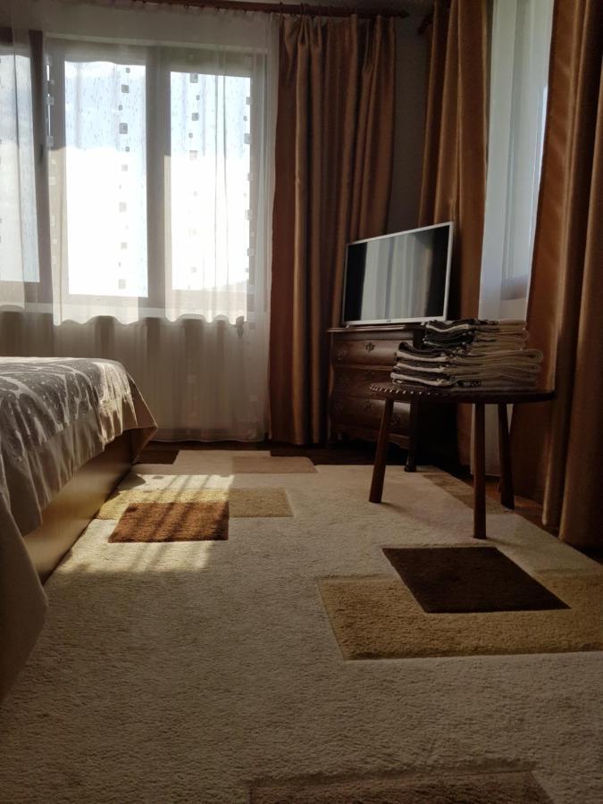 La Bunicu Villa Polovragi Ngoại thất bức ảnh