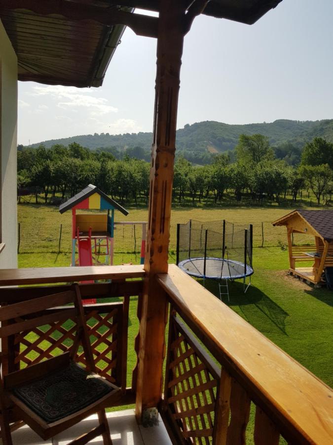 La Bunicu Villa Polovragi Ngoại thất bức ảnh